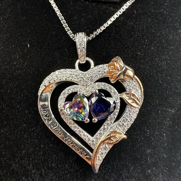 NIB Sterling silver, possibly gold plated, heart necklace with cz diamonds! - Picture 9 of 11